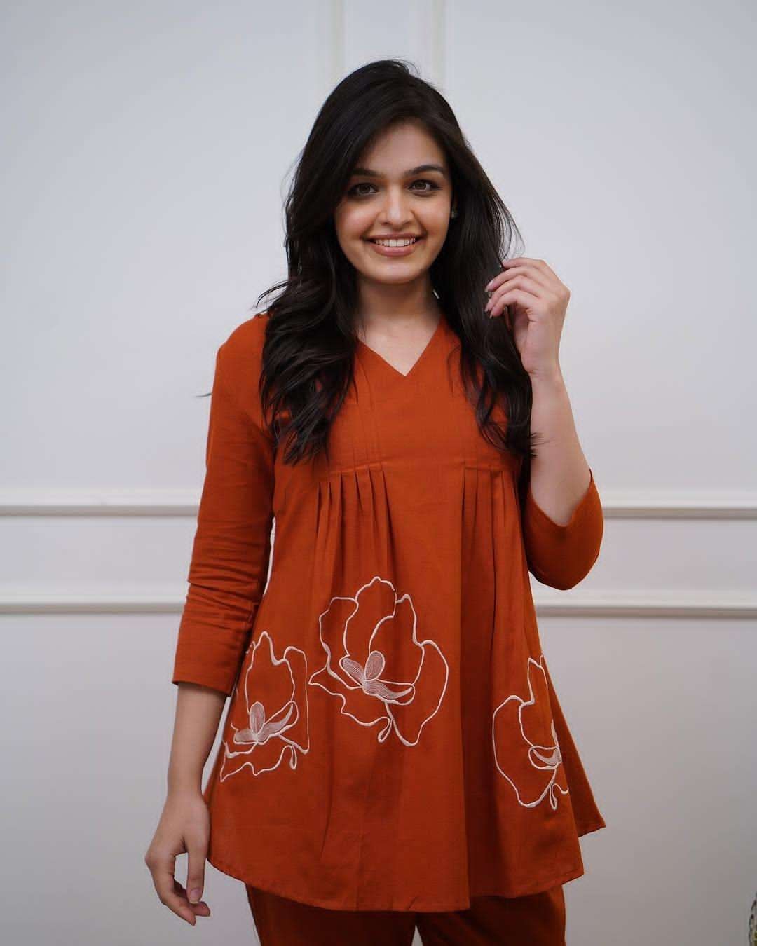 Women's Cotton Rose Printed Short Anarkali Kurta with Pant Western wear Cord Set